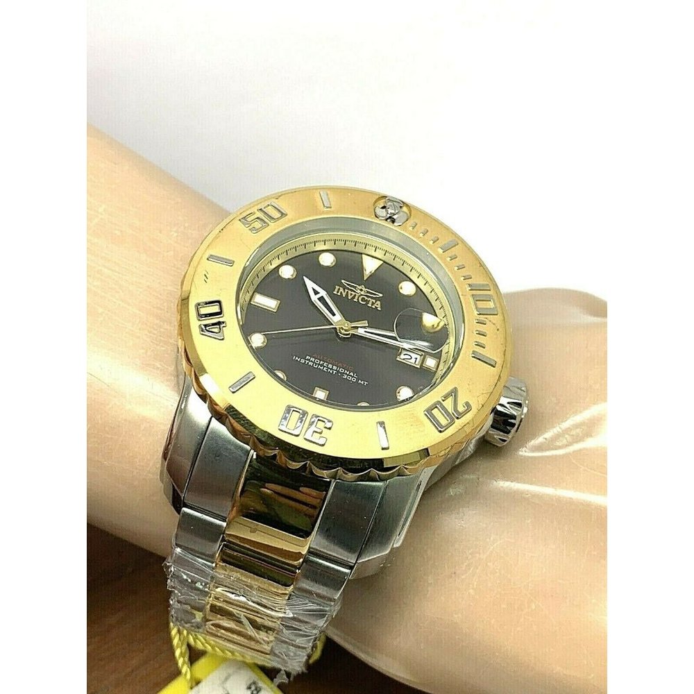 Invicta Men's Gold and Black Watch - Picture 5 of 12